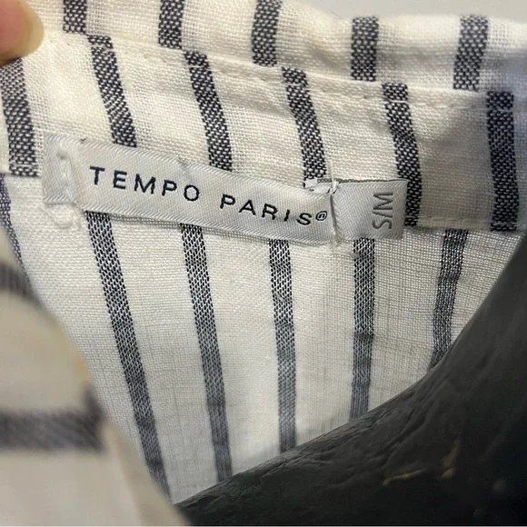 Striped Linen Button-Up Shirt - White & Blue - Picture 6 of 7